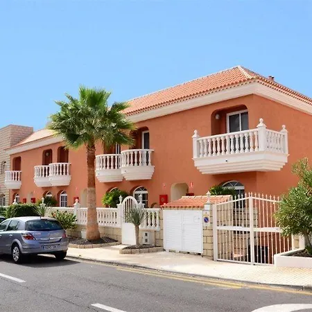 Callaomar Apartment *